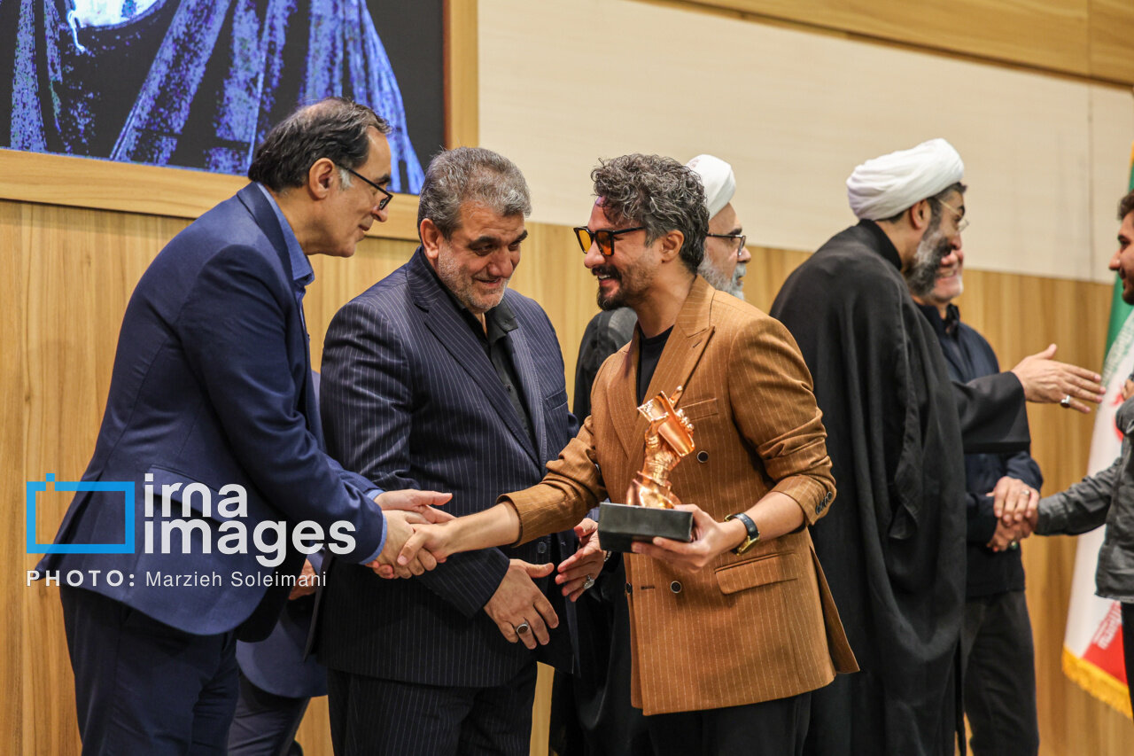 جایزه پزشکیان به راغب2