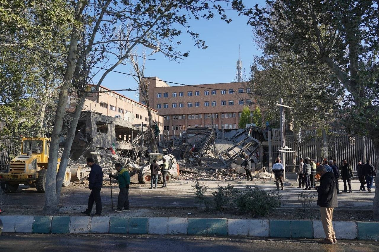 حمله به دانشگاه شریف