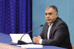 پاک‌نژاد: استعفای من هیچ ارتباطی با ادعاهای ترامپ ندارد