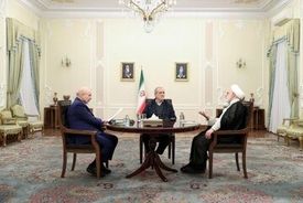 چه باید کرد ؟ اصلاحات سیاسی یا اصلاحات اقتصادی ؟ مقاومت یا توافق جامع ؟