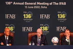 تغییرات جدید در قوانین فوتبال جهان؛ از فرصت ۵ ثانیه‌ای پرتاب اوت تا زمان ۱۰ ثانیه‌ای تعویض