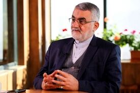 عضو کمیسیون امنیت ملی: درباره غنی‌سازی کوتاه نمی‌آییم | از آمریکا تبعیت نمی‌کنیم