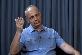 کنایه تند زیدآبادی به شمس‌الواعظین: این خاطره‌گویی‌ ها خودت و رفیقت را به دردسر می‌اندازد