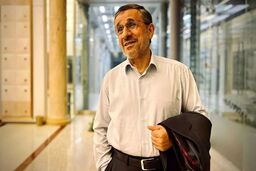 ادعای نیویورک تایمز: هدف اولیه جنگ، انتصاب احمدی‌نژاد به جای رهبر ایران بود