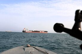 اختلال در تنگه هرمز؛ نگرانی جهانی از بازار نفت