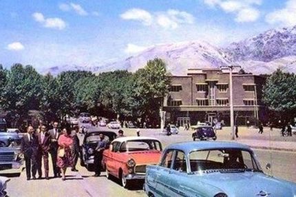 آگهی‌های بامزه رمضانی ۱۳ سال قبل از انقلاب: از تعطیلی کاباره تا توپ سحر!