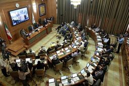 فرهیختگان: حذف معتدل‌ها مشارکت را قربانی می‌کند