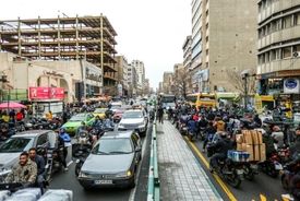 روزانه ۲.۵ میلیون خودرو از شهرهای اطراف وارد تهران می‌شوند