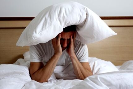 آیا همیشه خستگی ناشی از کم‌خوابی است؟
