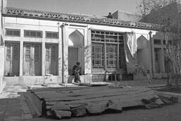عکس | دکوراسیون داخلی یک خانۀ اعیانی در دوران قاجار 

