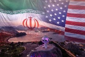 گزارش گاردین از سبک مذاکره دو طرف: ترامپِ کُشتی‌ گیر و ایرانی‌ شطرنج‌ باز