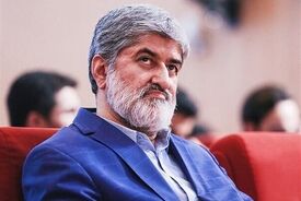 ببینید | حمله علی مطهری به رضا پهلوی: اگر عقل سیاسی داشت، کنار دیوار ندبه نمی‌ایستاد 