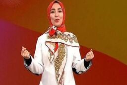 ژیلا صادقی، احسان کرمی را تهدید کرد/ به زودی از آمریکا شوت میشی بیرون
