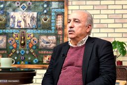 افقه: بدون شوک ارزی، اعتراضات دی به این شکل رخ نمی‌داد/دولت چهاردهم در سیاست‌گذاری اقتصادی مسیر نادرستی رفت