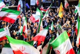 مدیر شبکه افق: حضرت آقا تجمعات را از تلویزیون دنبال می‌کنند و از جمعیت زیاد مردم خوشحال هستند