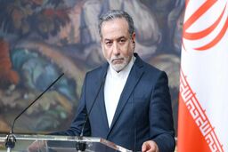 عراقچی: دخالت در مدیریت ایران بر تنگه هرمز تنش‌ها را تشدید می‌کند | تنگه هرمز ظرف ۳۰ روز به ظرفیت پیش از جنگ بازمی‌گردد