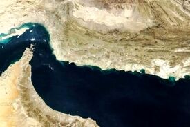 نیروی دریایی سپاه: هرگونه تحرک اشتباه، دشمن را در تنگه گرفتار گرداب‌های مرگباری خواهد کرد