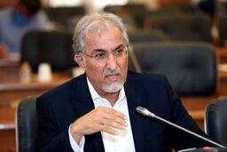 راغفر: تصمیم‌گیری‌های کلان اقتصادی بیرون از دولت انجام می‌شود