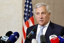 وزیر خارجه ایتالیا در پاسخ به تهدید ترامپ: اتحاد رم با آمریکاست، نه با ترامپ