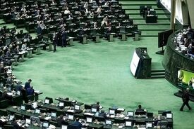  برخی نمایندگان دلشان برای تریبون و حاشیه‌سازی تنگ شده بود 