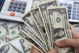 قیمت دلار دولتی با کارت ملی چقدر از بازار آزاد ارزان‌تر است؟