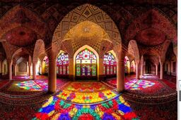 چه بلایی سر فرش‌های مسجد نصیرالملک می‌آید؟