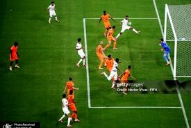خلاصه بازی هلند 1 (2) - مراکش 1 (3)

