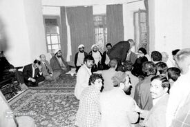 جزئیات جلسات مخفی شورای انقلاب در منزل آیت‌الله طالقانی +عکس‌