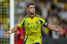 نماز خواندن رونالدو در شب قهرمانی النصر!