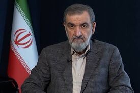 محسن رضایی: با بازگشت پهلوی، ایران به ۵ قسمت تقسیم می‌شد؛ شرایط بهتر از جولانی نصیبشان نمی‌شد