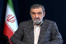 محسن رضایی: ایران صاحب تنگه است و اجازه دخالت آمریکا را نمی‌دهد | هر تهدیدی علیه ایران پاسخ می‌گیرد