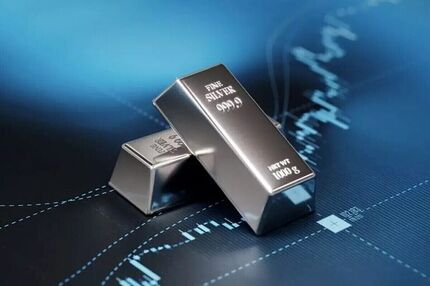 سقوط نقره بعد از رکوردشکنی؛ دلایل نوسانات چه بود؟