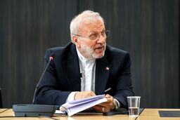 متکی: کنترل تنگه هرمز در اختیار ایران است | غرامت می‌گیریم