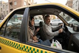 وقتی ترافیک، قفلِ زبان را باز می‌کند: رازهای مگو در تاکسی