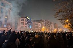 کیهان: کودتا سرکوب شد؛ حالا پشتوانه رسانه‌ای باید مجازات شوند