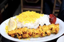 قیمت یک سیخ جوجه‌کباب از مرز ۱ میلیون تومان عبور کرد