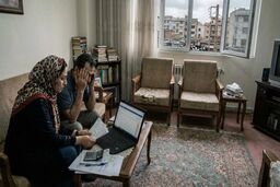 از طبقه متوسط چیزی مانده یا  فقط قلّه‌نشین‌ها و فرودستان مانده‌اند؟
