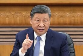 تحلیلگر سابق سیا: طولانی شدن جنگ میان ایران و آمریکا به نفع چین است