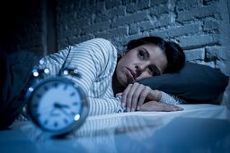 چرا خوابیدن هم برای خیلی‌ها تبدیل به پروژه شده است؟