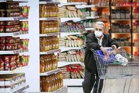 شتاب قیمت‌ها در مدار ۵۷ درصد؛ طوفان گرانی در بازار کالاهای اساسی