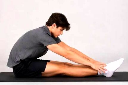 اصلاح فرم صحیح حرکت کششی نشسته به جلو و اهمیت اجرای درست آن