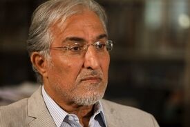 مسوولیت اصلاح امور، تنها بر عهده دولت نیست و باید حاکمیت پاسخگو باشد | جامعه در وضعیت ابهام اقتصادی به‌سر می‌برد | ورود نهادهای خاص به اقتصاد ممنوع شود