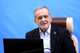 پزشکیان: به رهبر انقلاب گفتم در همان مساجد حزب‌اللهی هم از فیلترشکن استفاده می کنند