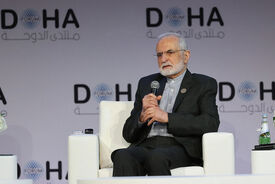 در بمباران تهران، دکتر کمال خرازی وزیر خارجه اسبق ایران بشدت مجروح شد