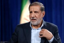 واکنش نماینده مجلس به تهدیدات نظامی آمریکا: هیچ غلطی نمی‌توانند بکنند؛ ترامپ «پرت و پلا» می‌گوید
