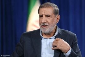واکنش نماینده مجلس به تهدیدات نظامی آمریکا: هیچ غلطی نمی‌توانند بکنند؛ ترامپ «پرت و پلا» می‌گوید