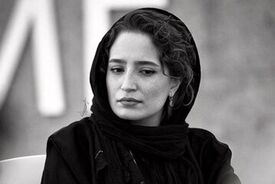 عکس| سفر در زمان؛ «نگار جواهریان» در کودکی و در کنار دو خواهرش؛ دهه 60