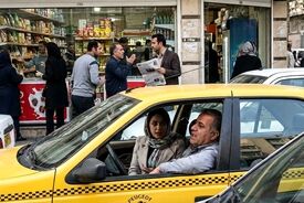 از تاکسی تا سوپرمارکت؛ اتاق خبر غیررسمی ایران در ۲۴ ساعت