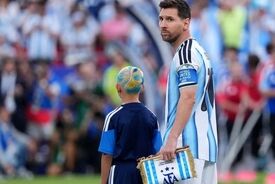 خلاصه بازی آرژانتین 3 - الجزایر 0
