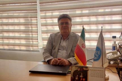 بغزیان: اولویت اقتصاد ایران مهار تورم است نه مسابقه افزایش حقوق